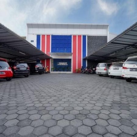 D'Paragon Flamboyan Yogyakarta Eksteriør billede