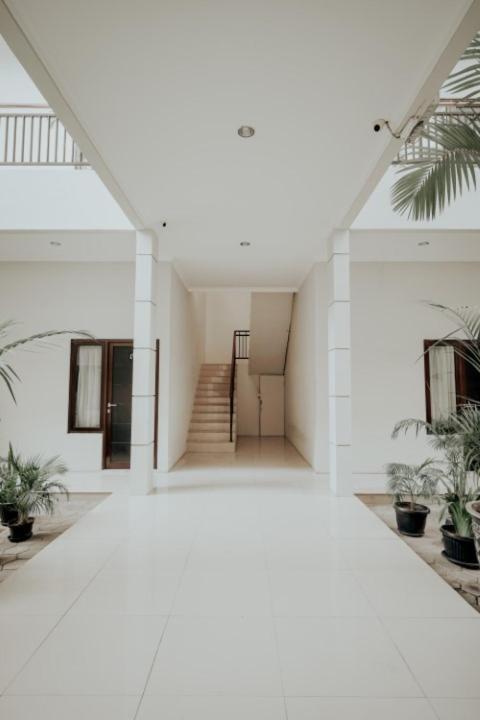 D'Paragon Flamboyan Yogyakarta Eksteriør billede